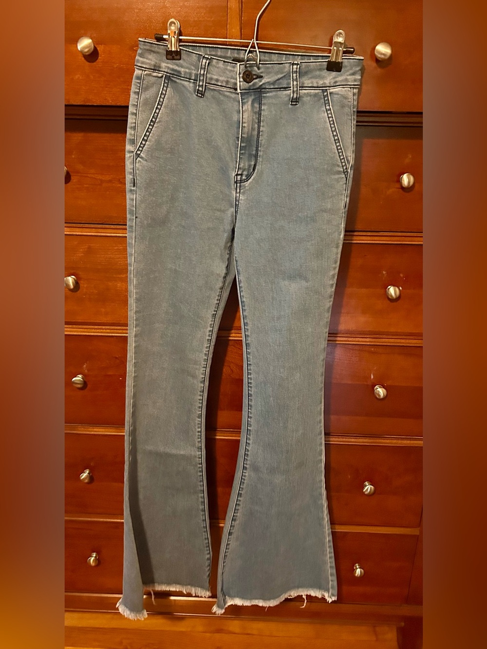 Forever 21 Women's Light Blue Flare Raw Hem Jeans Size Small